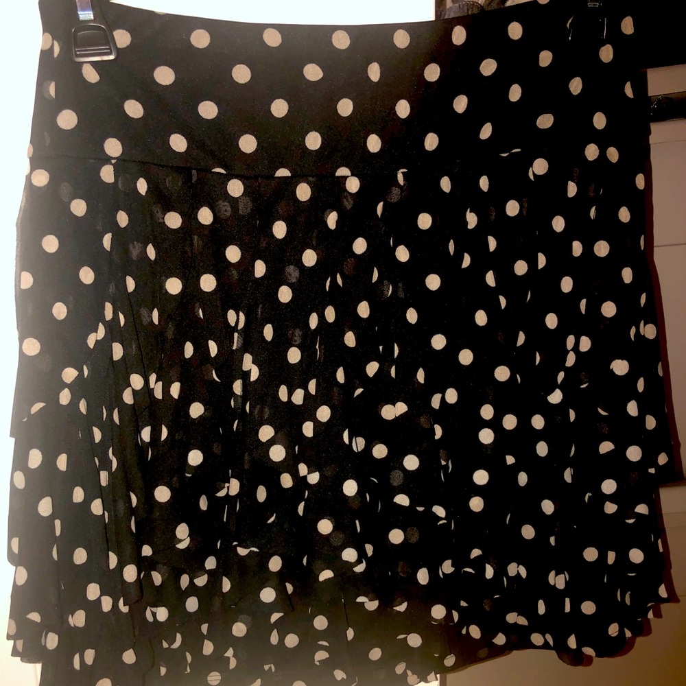 INC Ruffled polka dot skirt. Size Medium. Short skirt.